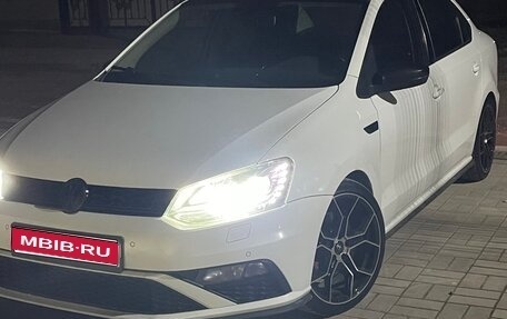 Volkswagen Polo VI (EU Market), 2016 год, 1 150 000 рублей, 1 фотография