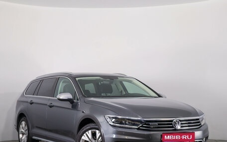 Volkswagen Passat B8 рестайлинг, 2016 год, 2 299 000 рублей, 1 фотография