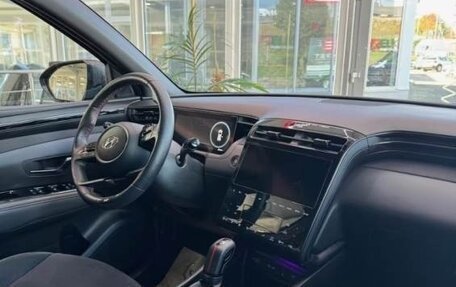 Hyundai Tucson, 2023 год, 2 800 000 рублей, 10 фотография