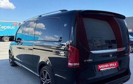 Mercedes-Benz V-Класс, 2022 год, 10 900 000 рублей, 4 фотография