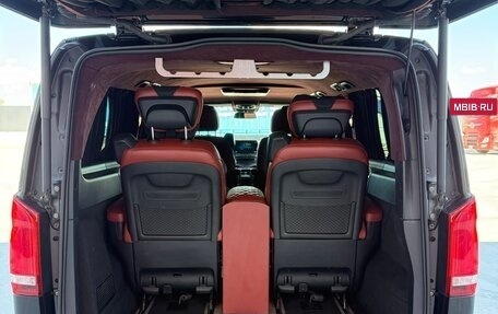 Mercedes-Benz V-Класс, 2022 год, 10 900 000 рублей, 8 фотография