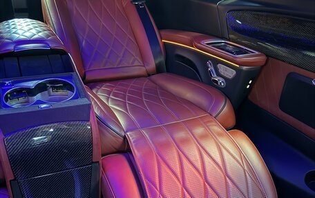 Mercedes-Benz V-Класс, 2022 год, 10 900 000 рублей, 22 фотография