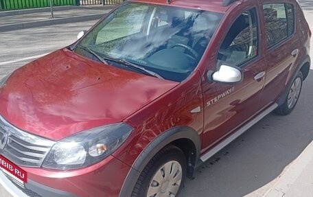 Renault Sandero I, 2014 год, 930 000 рублей, 3 фотография