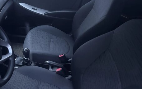 Hyundai Solaris II рестайлинг, 2016 год, 1 079 000 рублей, 8 фотография