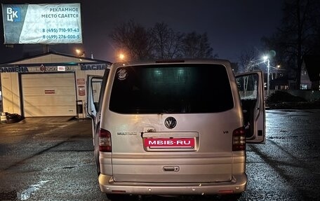 Volkswagen Multivan T5, 2007 год, 1 700 000 рублей, 2 фотография