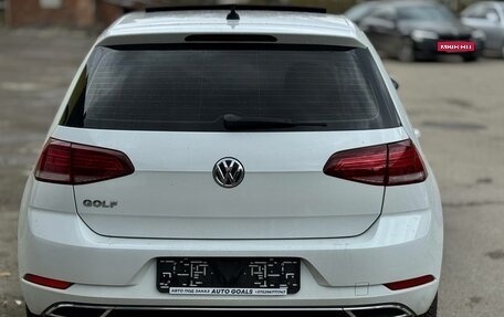 Volkswagen Golf VII, 2020 год, 1 650 000 рублей, 2 фотография