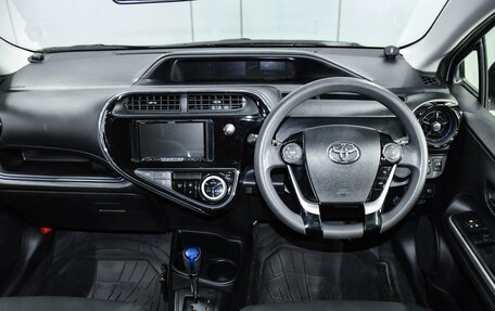 Toyota Aqua I, 2019 год, 1 199 000 рублей, 13 фотография