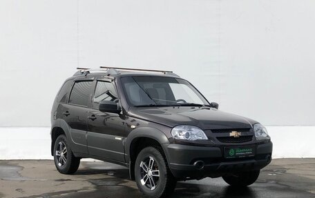 Chevrolet Niva I рестайлинг, 2014 год, 585 000 рублей, 3 фотография