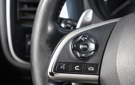 Mitsubishi Outlander III рестайлинг 3, 2013 год, 1 329 000 рублей, 13 фотография