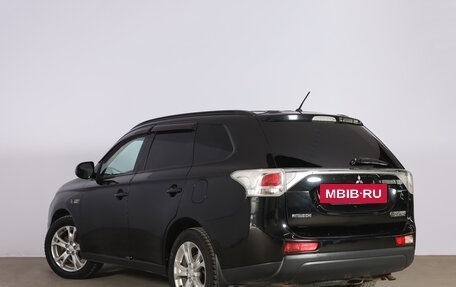 Mitsubishi Outlander III рестайлинг 3, 2013 год, 1 329 000 рублей, 7 фотография