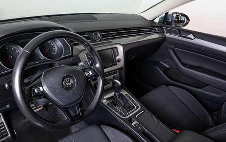 Volkswagen Passat B8 рестайлинг, 2016 год, 2 299 000 рублей, 9 фотография