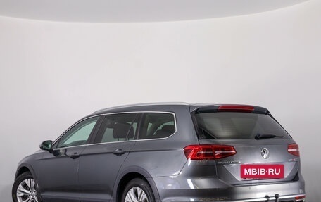 Volkswagen Passat B8 рестайлинг, 2016 год, 2 299 000 рублей, 6 фотография