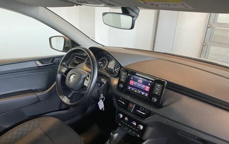 Skoda Rapid II, 2021 год, 1 775 000 рублей, 12 фотография