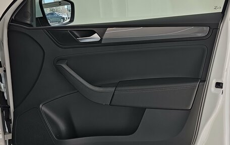 Volkswagen Polo VI (EU Market), 2020 год, 1 350 000 рублей, 31 фотография