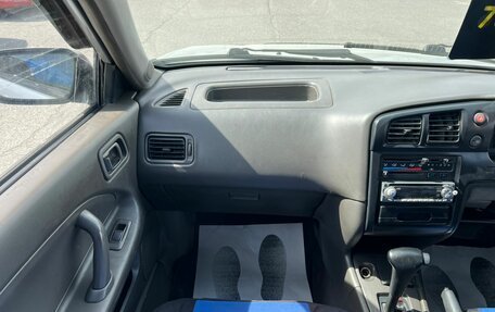 Nissan Expert, 2002 год, 299 000 рублей, 18 фотография