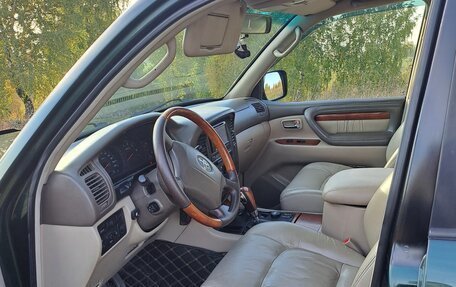 Toyota Land Cruiser 100 рестайлинг 2, 2001 год, 1 600 000 рублей, 5 фотография