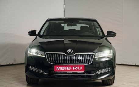 Skoda Superb III рестайлинг, 2025 год, 3 580 000 рублей, 6 фотография