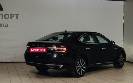 Skoda Superb III рестайлинг, 2025 год, 3 580 000 рублей, 13 фотография