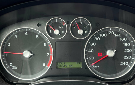 Ford Focus II рестайлинг, 2006 год, 399 000 рублей, 18 фотография