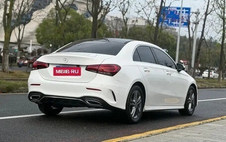 Mercedes-Benz A-Класс, 2022 год, 2 070 000 рублей, 4 фотография