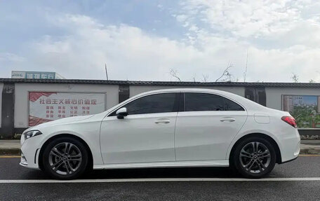 Mercedes-Benz A-Класс, 2022 год, 2 070 000 рублей, 7 фотография