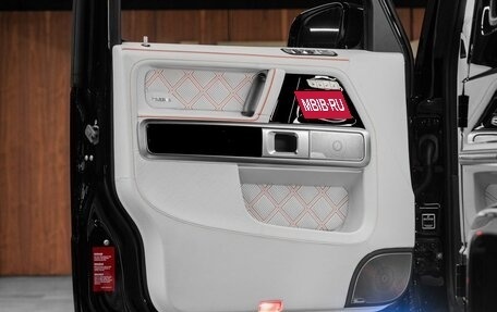 Mercedes-Benz G-Класс AMG, 2025 год, 68 000 000 рублей, 17 фотография