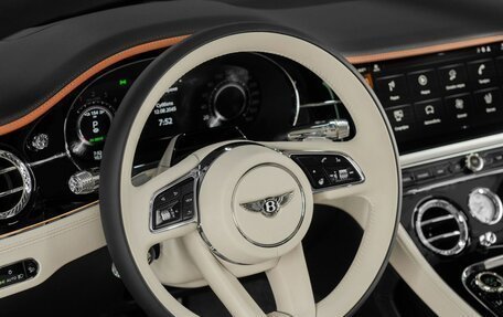 Bentley Continental GT, 2026 год, 48 500 000 рублей, 23 фотография
