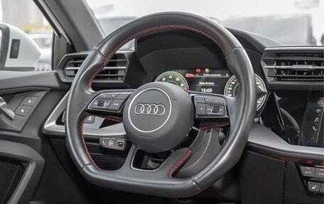 Audi A3, 2023 год, 2 230 000 рублей, 11 фотография