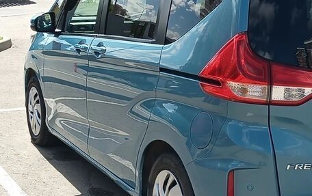 Honda Freed II, 2019 год, 1 600 000 рублей, 4 фотография