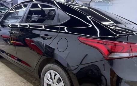 Hyundai Solaris II рестайлинг, 2018 год, 1 289 000 рублей, 8 фотография