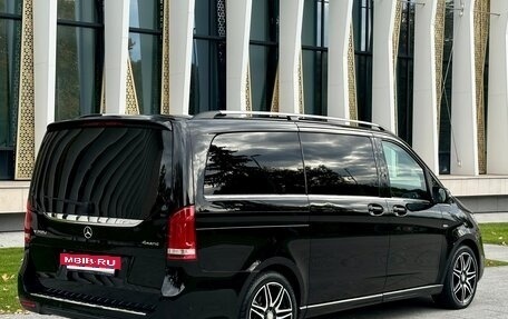 Mercedes-Benz V-Класс, 2017 год, 3 990 000 рублей, 10 фотография