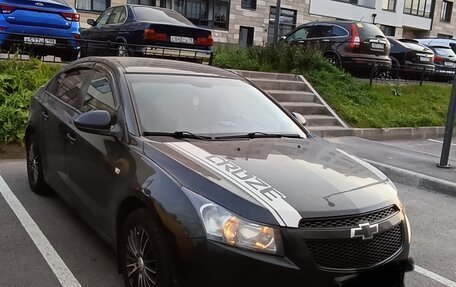 Chevrolet Cruze II, 2011 год, 300 000 рублей, 2 фотография