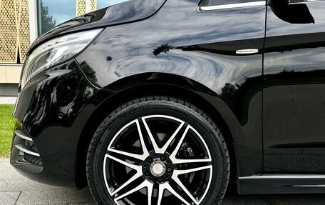 Mercedes-Benz V-Класс, 2017 год, 3 990 000 рублей, 37 фотография