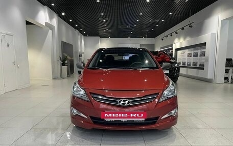 Hyundai Solaris II рестайлинг, 2015 год, 1 033 000 рублей, 2 фотография