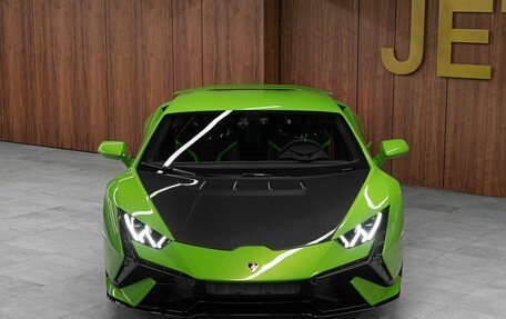 Lamborghini Huracán, 2024 год, 36 700 000 рублей, 5 фотография