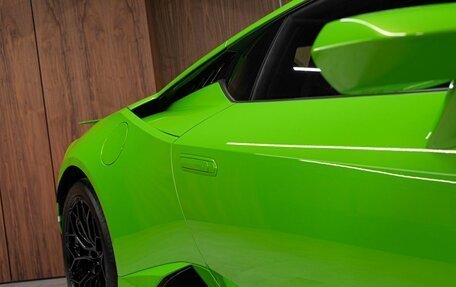 Lamborghini Huracán, 2024 год, 36 700 000 рублей, 10 фотография