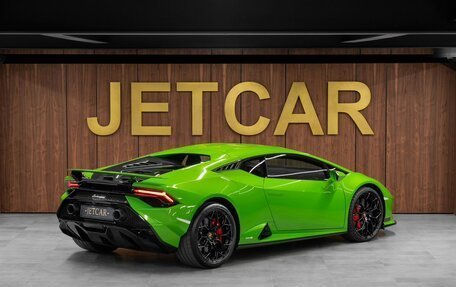 Lamborghini Huracán, 2024 год, 36 700 000 рублей, 12 фотография