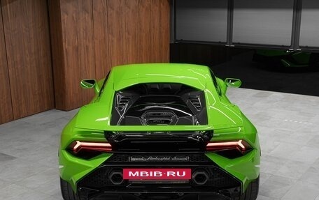 Lamborghini Huracán, 2024 год, 36 700 000 рублей, 15 фотография