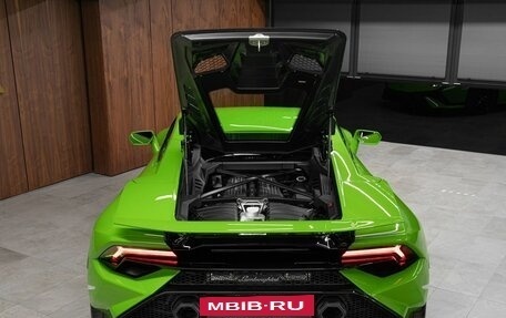 Lamborghini Huracán, 2024 год, 36 700 000 рублей, 16 фотография