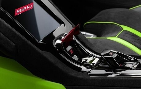 Lamborghini Huracán, 2024 год, 36 700 000 рублей, 32 фотография