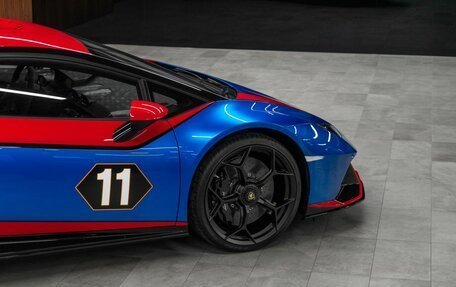 Lamborghini Huracán, 2020 год, 25 700 000 рублей, 13 фотография