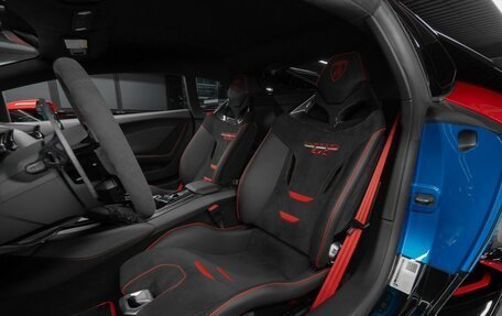 Lamborghini Huracán, 2020 год, 25 700 000 рублей, 19 фотография