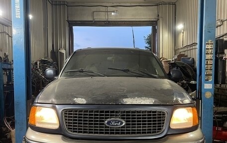 Ford Expedition, 2001 год, 450 000 рублей, 1 фотография