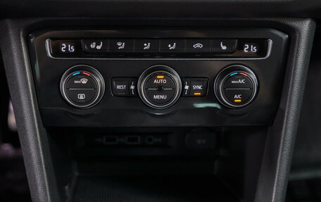 Volkswagen Tiguan II, 2019 год, 2 250 000 рублей, 7 фотография