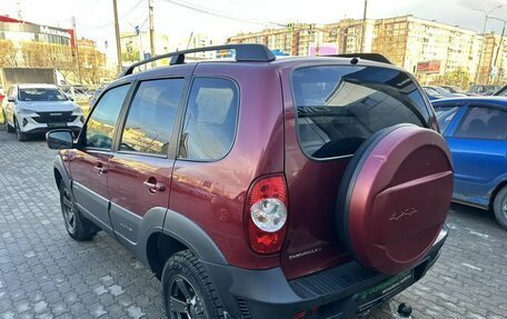 Chevrolet Niva I рестайлинг, 2018 год, 784 000 рублей, 8 фотография