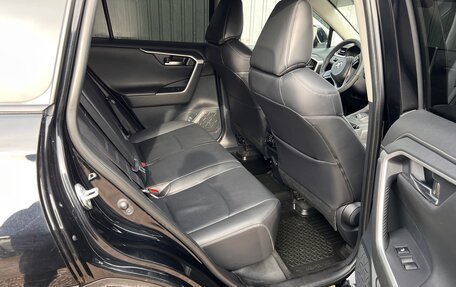 Toyota RAV4, 2020 год, 3 350 000 рублей, 11 фотография