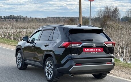 Toyota RAV4, 2020 год, 3 350 000 рублей, 6 фотография