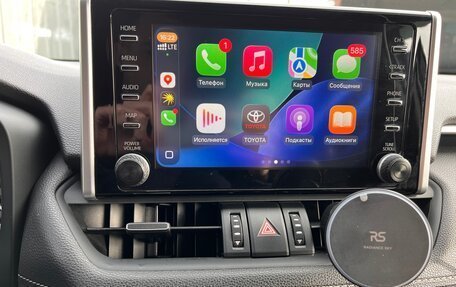 Toyota RAV4, 2020 год, 3 350 000 рублей, 16 фотография