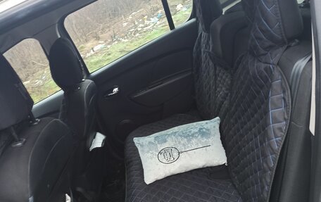 Renault Sandero II рестайлинг, 2017 год, 1 250 000 рублей, 5 фотография