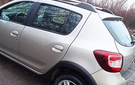 Renault Sandero II рестайлинг, 2017 год, 1 250 000 рублей, 2 фотография